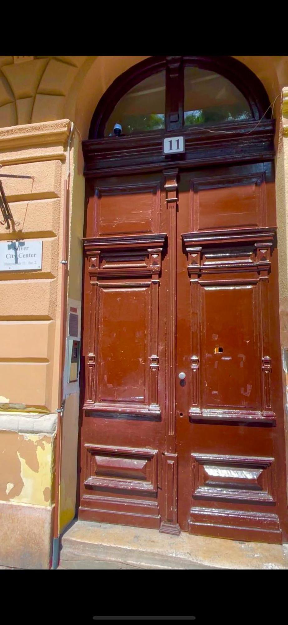Lola Apartment Будапеща Екстериор снимка